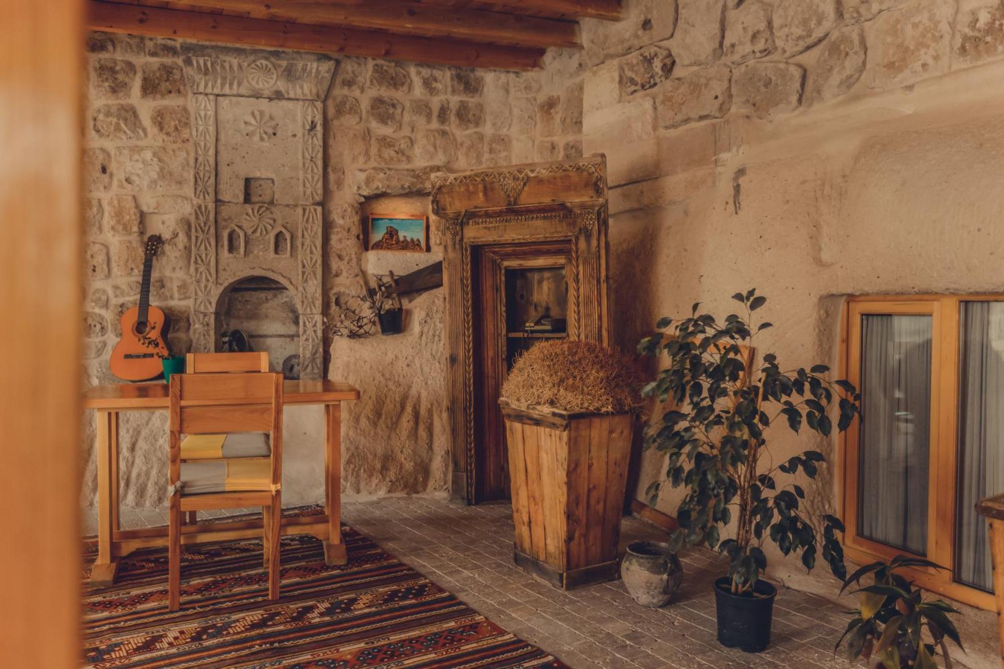 Pinhan Cave Suites Uchisar Luaran gambar